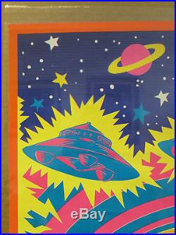 Vintage 1995 Alien Spaceship original blacklight poster 9142