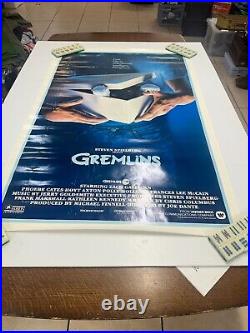 Vtg 1984 GREMLINS ORIGINAL GLOSSY MOVIE POSTER 27x41 WARNER BROTHERS Spielberg